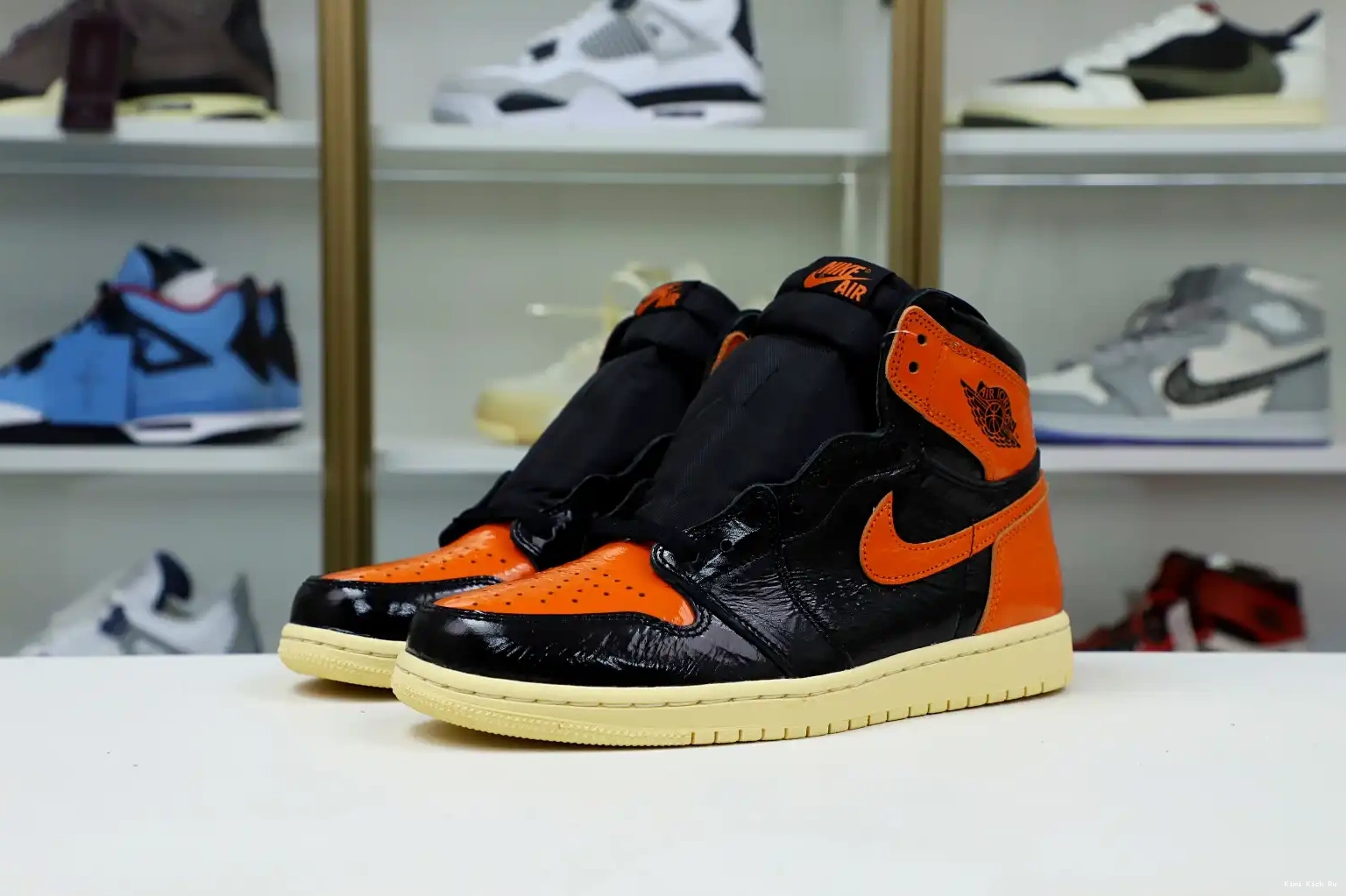 'SHATTERED Kimikick AIR RETRO 3.0' 1 HIGH OG BACKBOARD JORDAN 0713